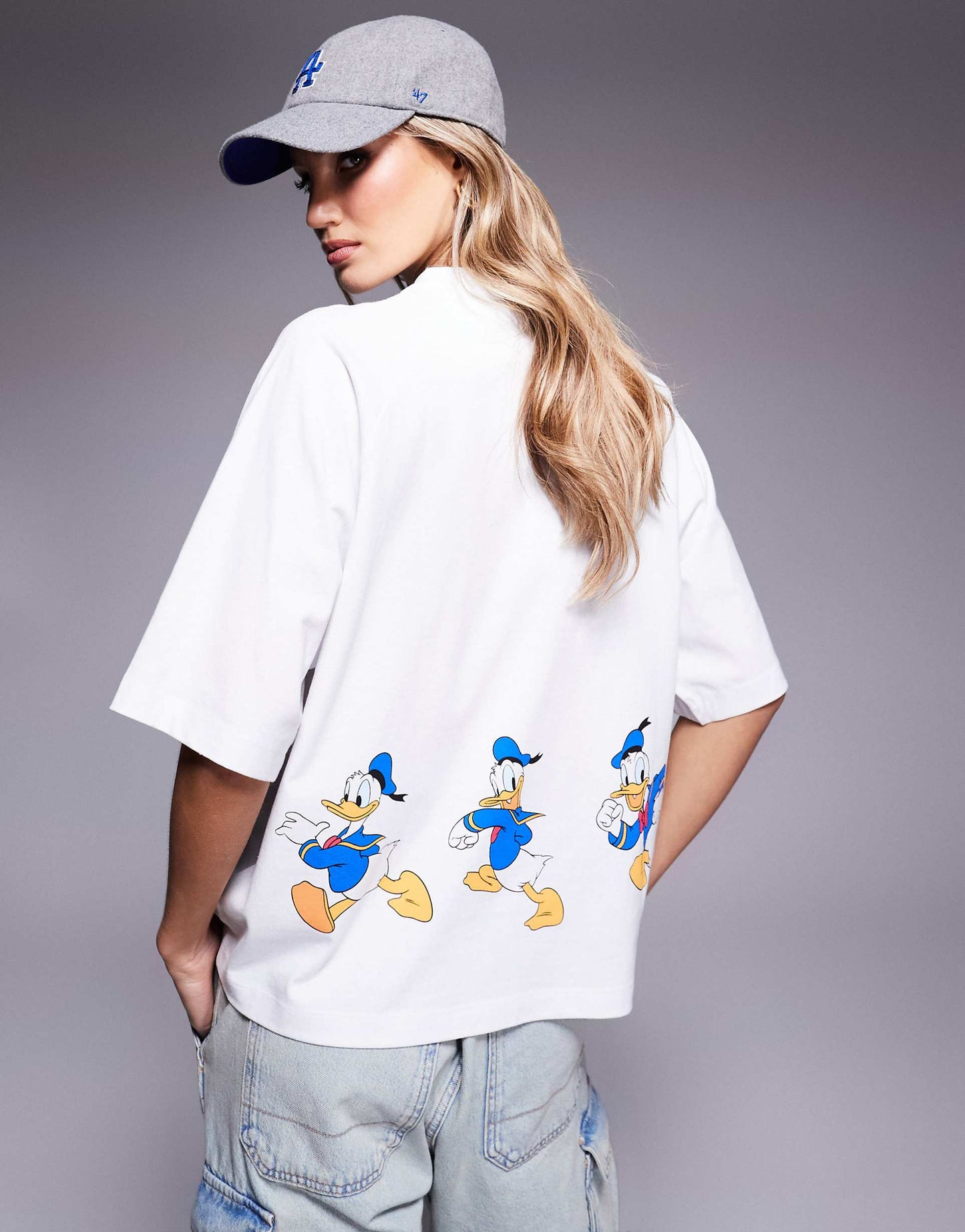 Disney Unisex Oversized Raglan T-Shirt With Donald Duck Puff Prints
