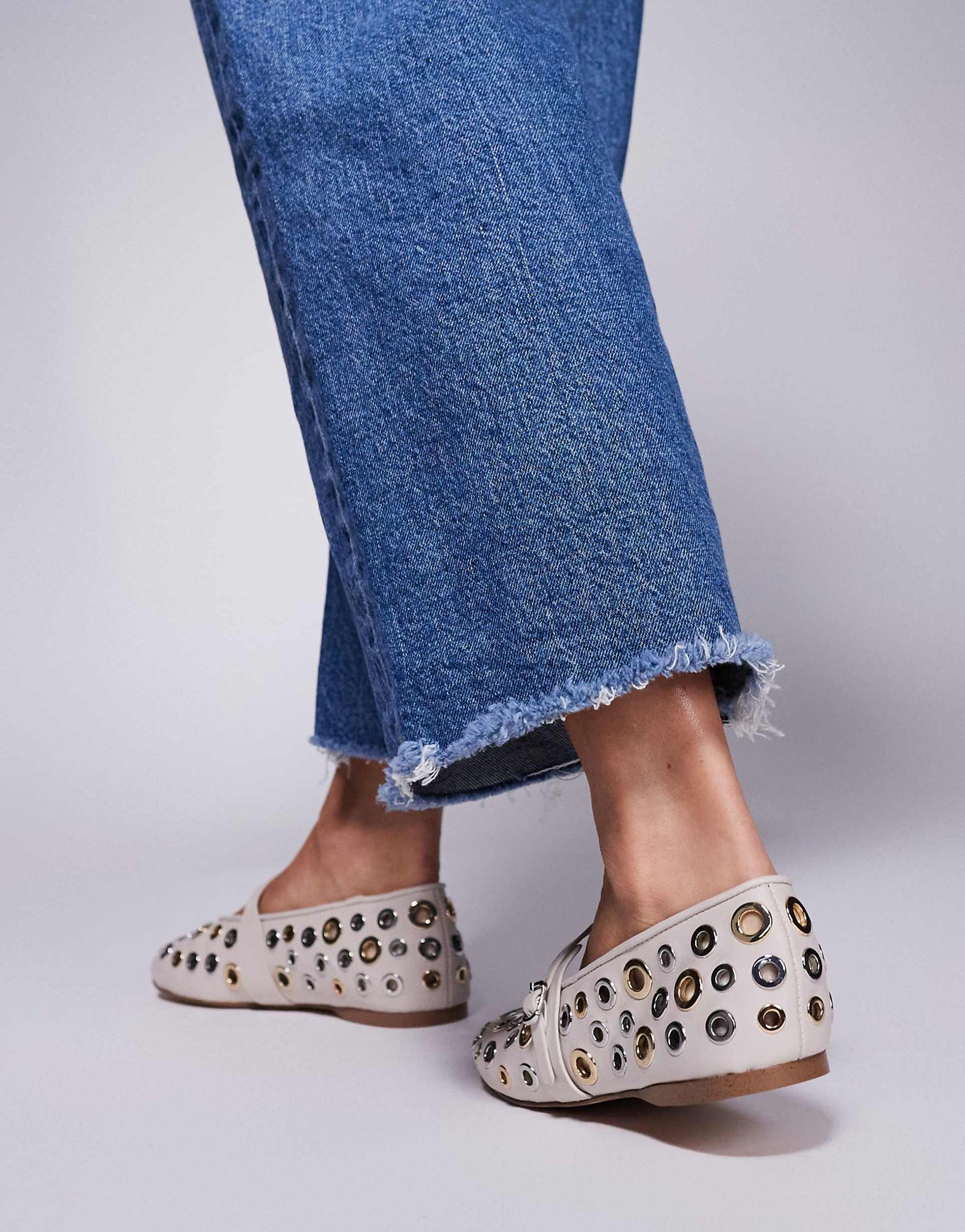 Rejoice-S Eyelet Ballet Flats