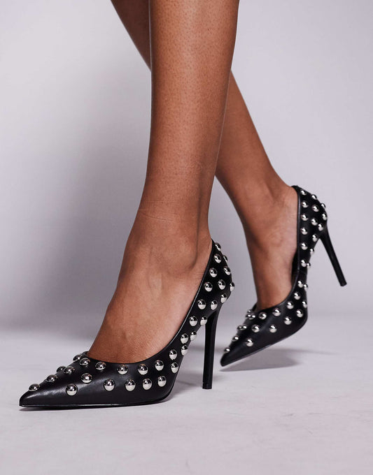 Thrives-S Pointed Court Shoes With Dome Studs