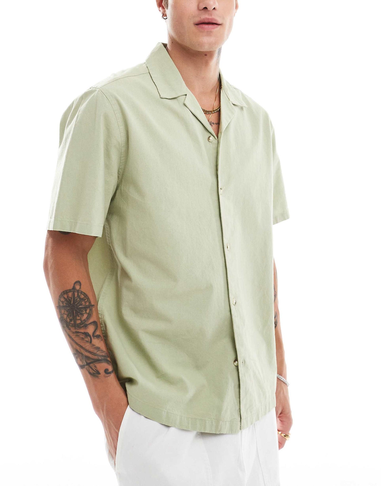 Revere Shirt With Back Print