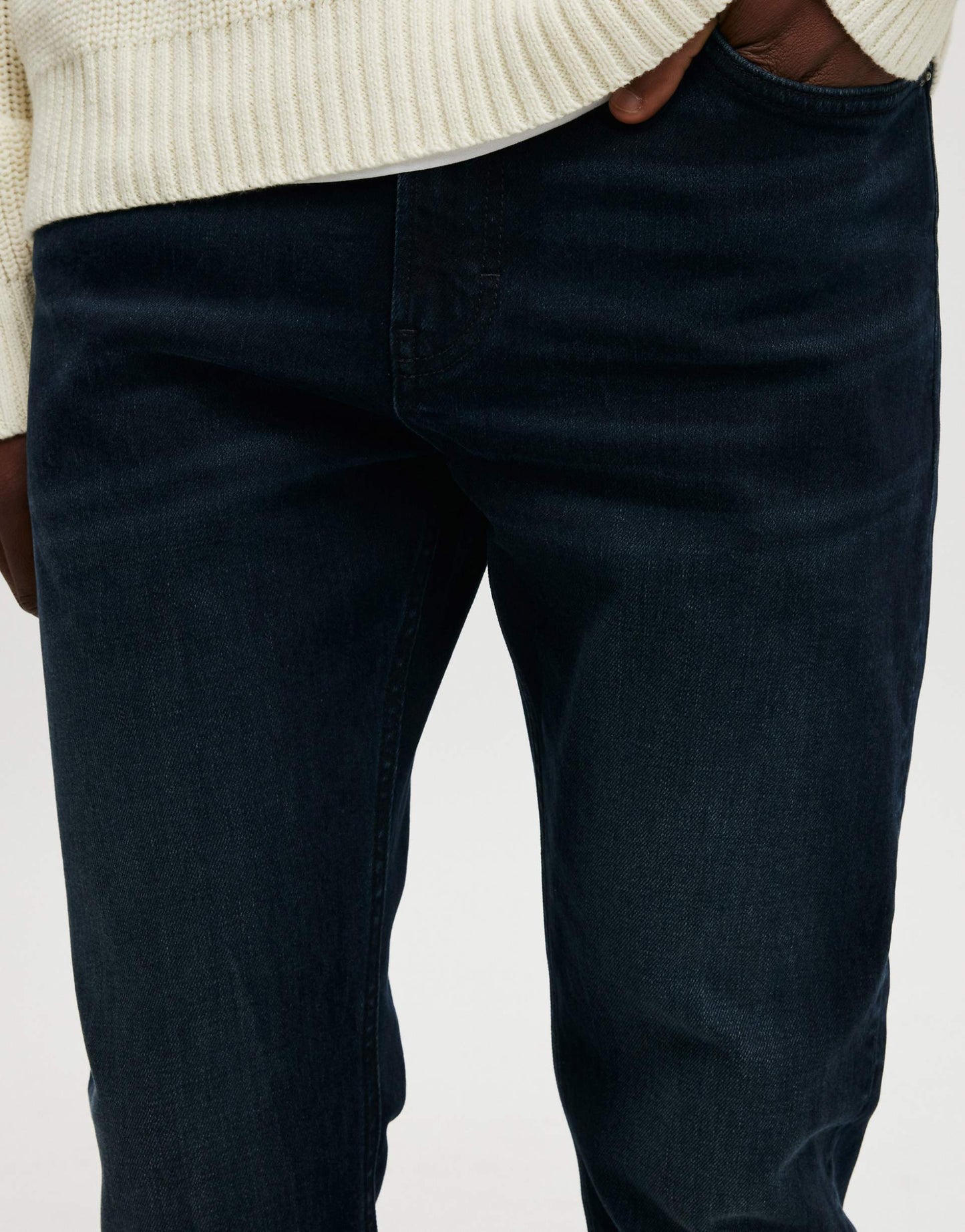 Relaxed Tapered Jean