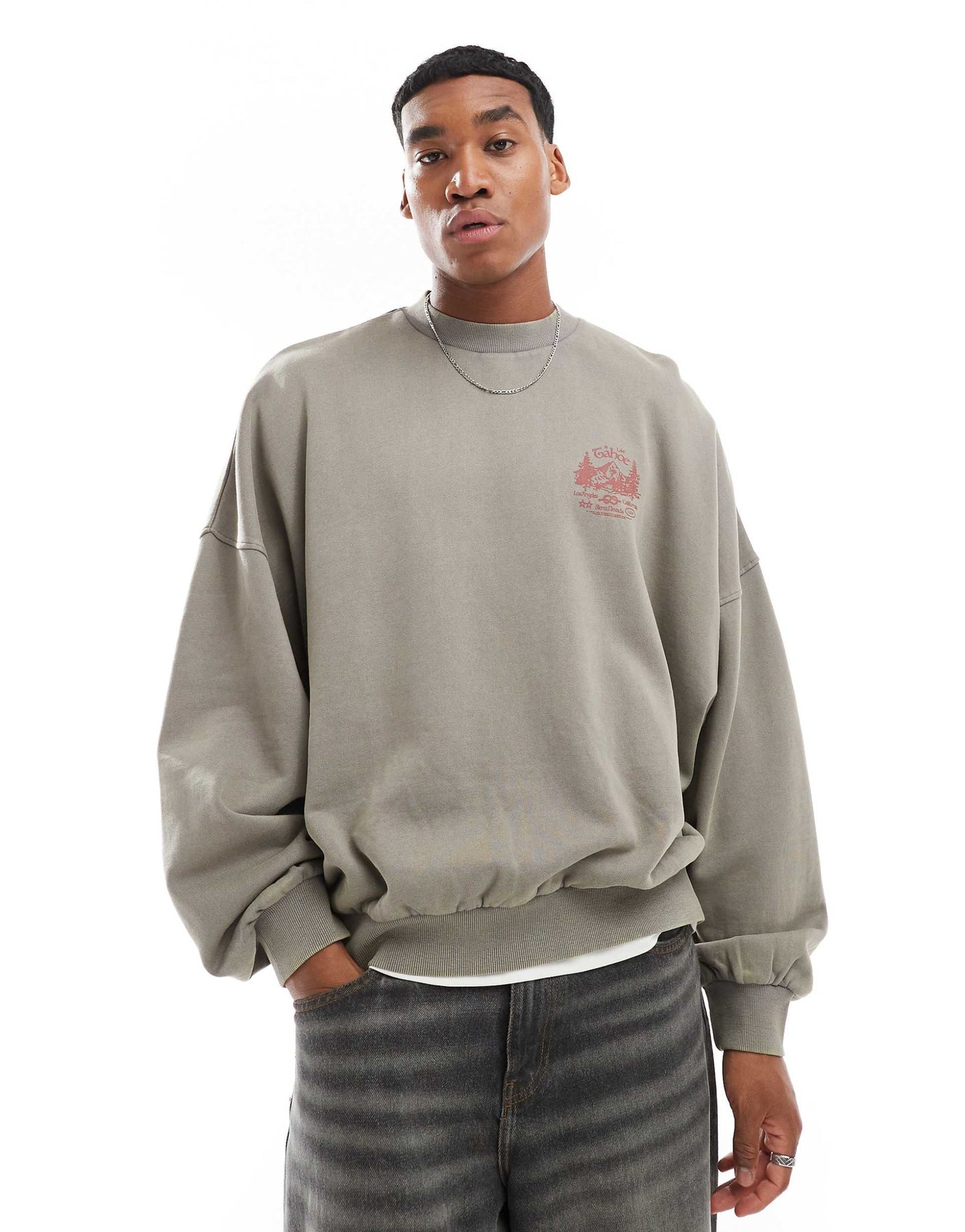 Extreme Oversized Sweatshirt With Front And Back Mountain Puff Print