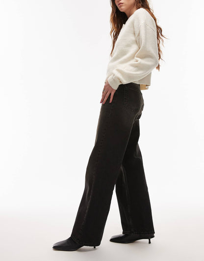 Mid Rise Loose Fit Straight Jean