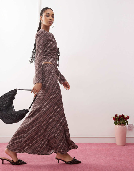 Midaxi Low Rise Skirt