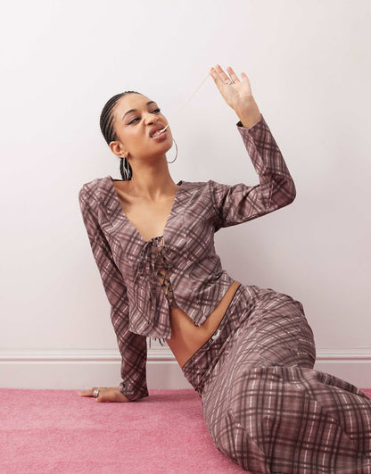 Crop Tie Front Top