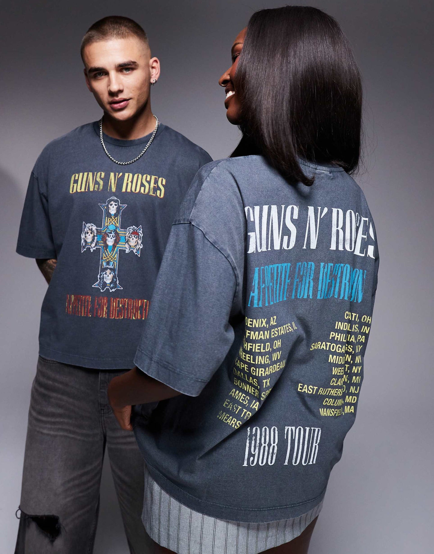 Unisex Boxy Oversized License T-Shirt With Guns N Roses Tour Prints