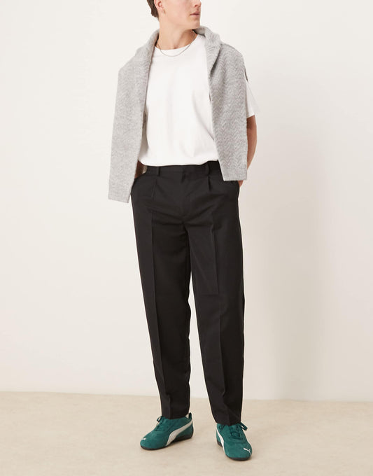 Smart Oversized Tapered Trousers With Front Pleats