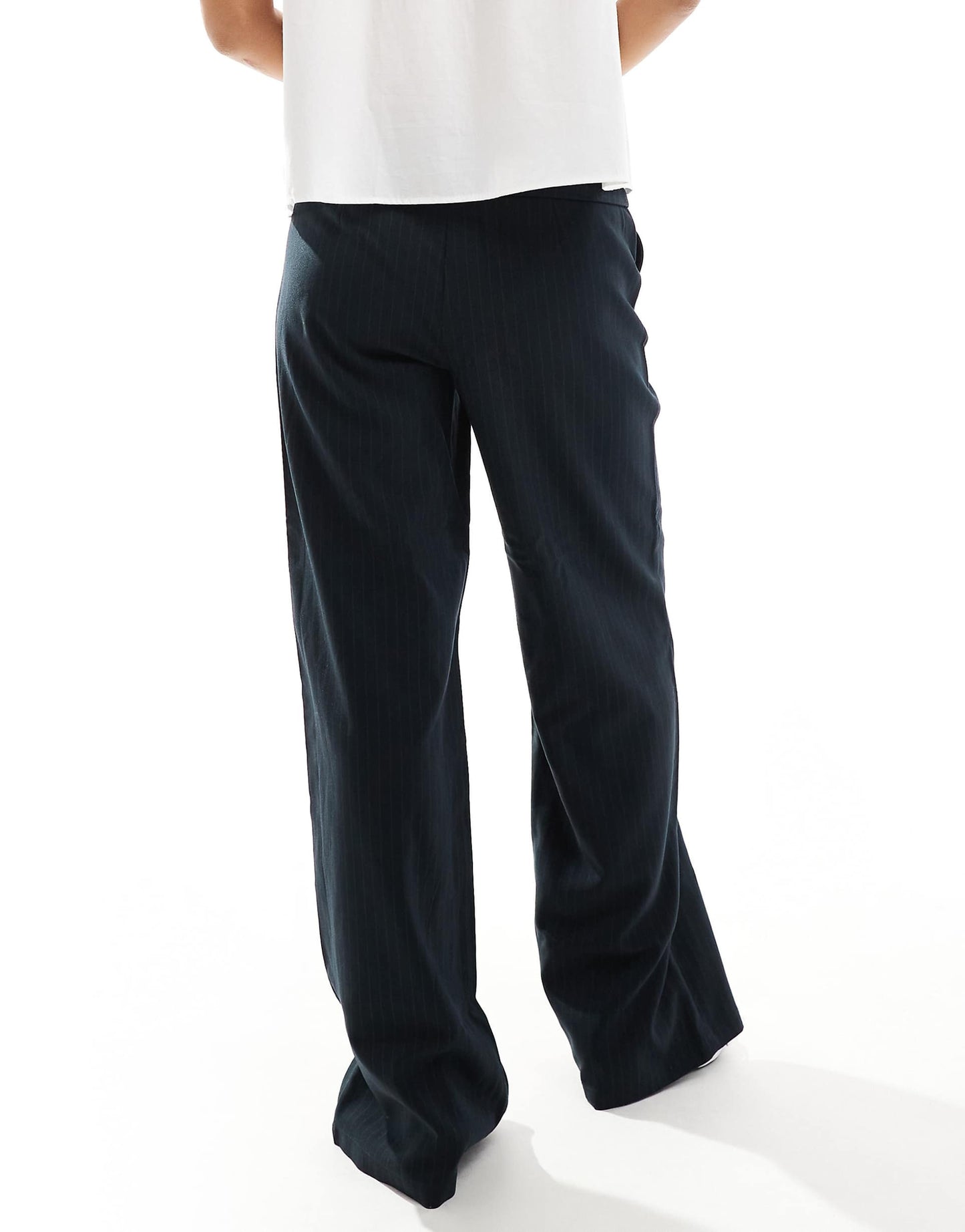 Wide Leg Trouser With Pocket Detail