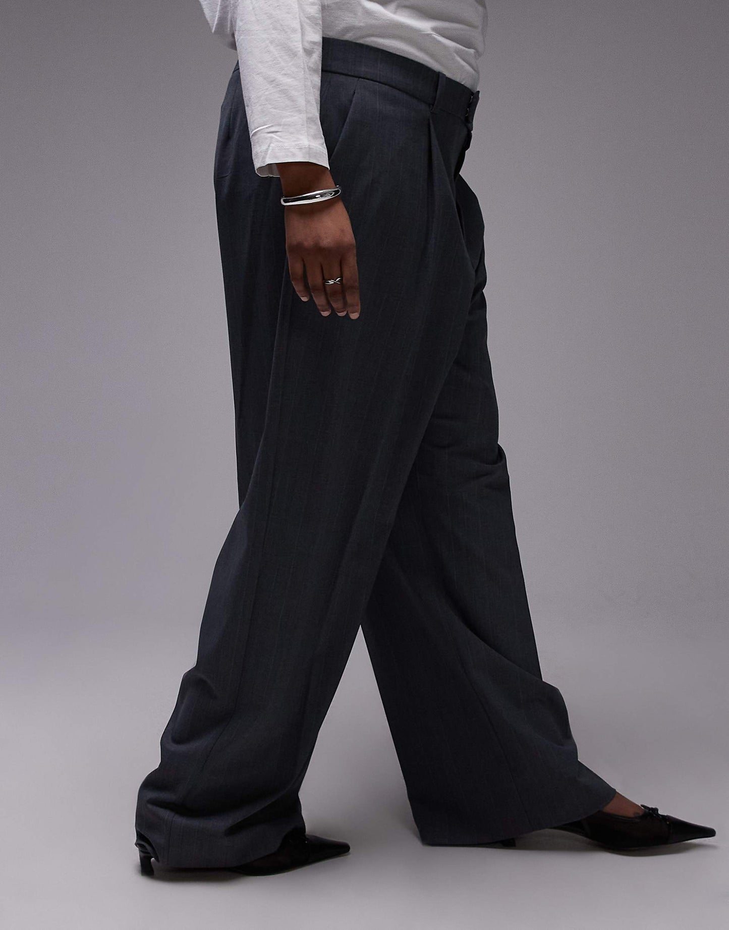 Curve Pleat Front Wide Leg Trouser