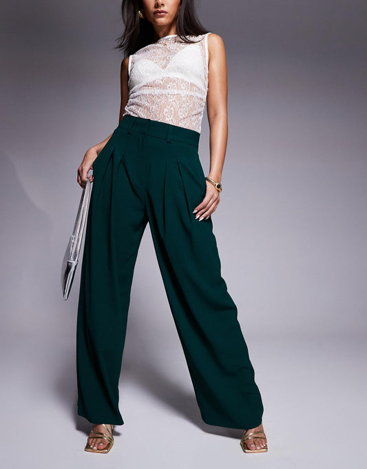 Pleated Wide Leg Trouser