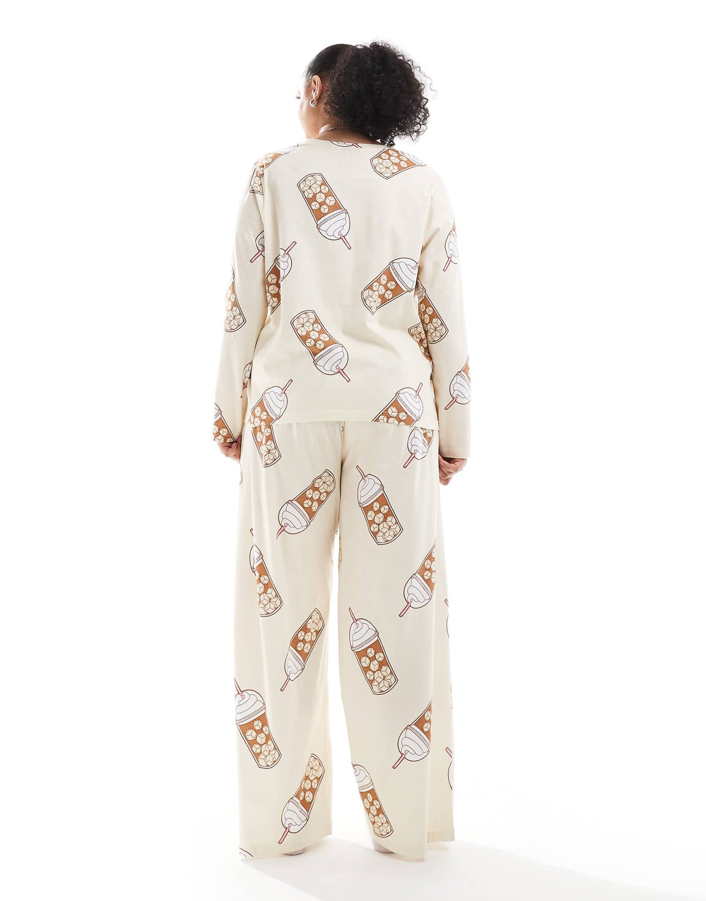 Curve Iced Coffee Long Sleeve Top And Trouser Pyjama Set