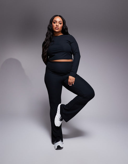 Curve Soft Touch Rib Cropped Long Sleeve
