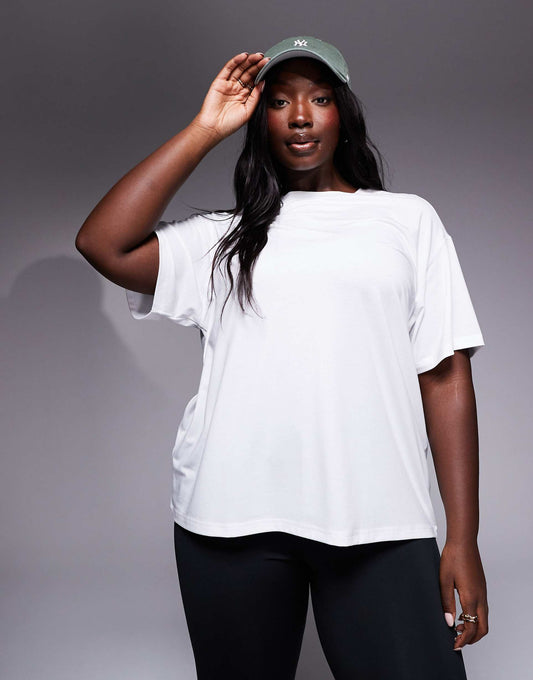 Curve Icon Quick Dry Performance Oversized T-Shirt