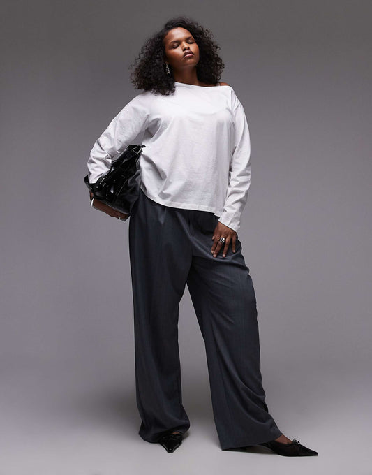 Curve Boat Neck Long Sleeve Top