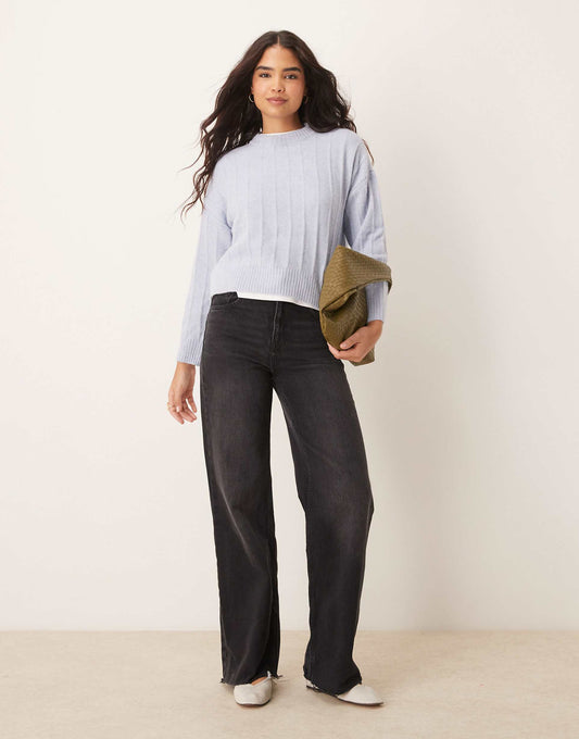 Wide Ribbed Round Neck Jumper