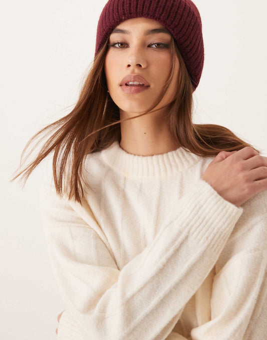 Wide Ribbed Round Neck Jumper