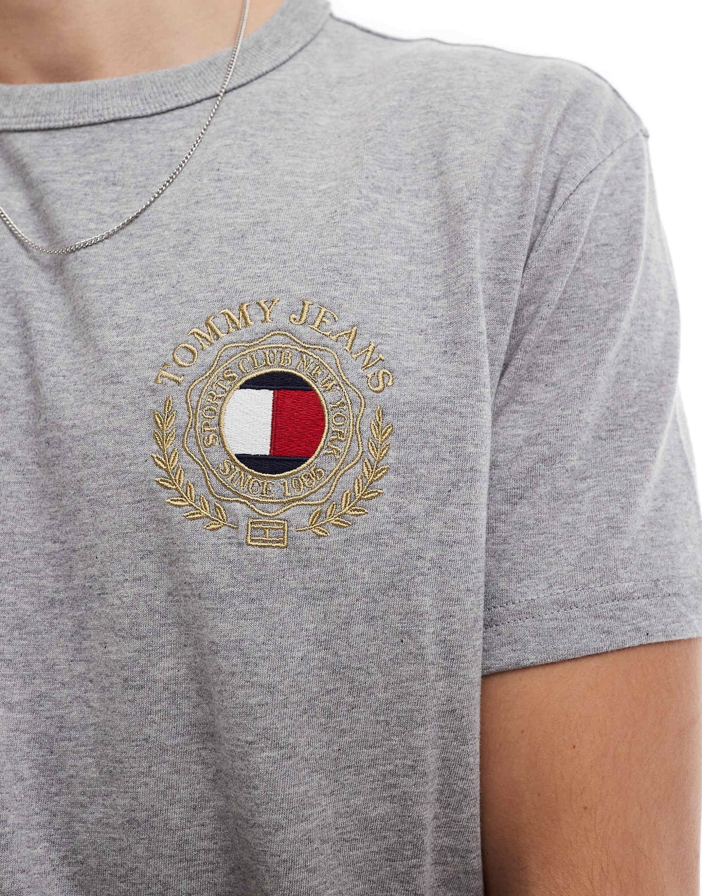 Small Crest Logo T-Shirt