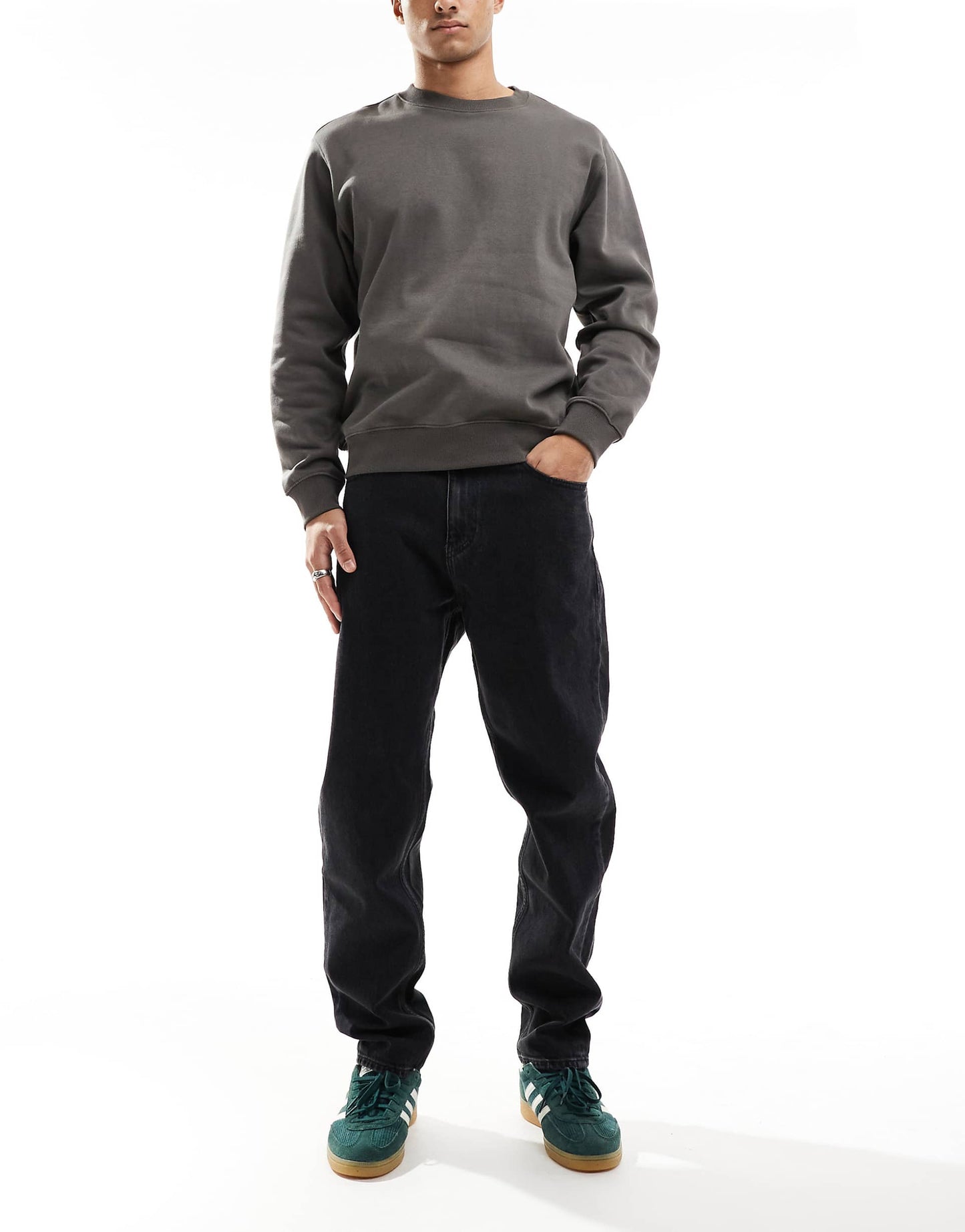 Isaac Relaxed Tapered Jeans