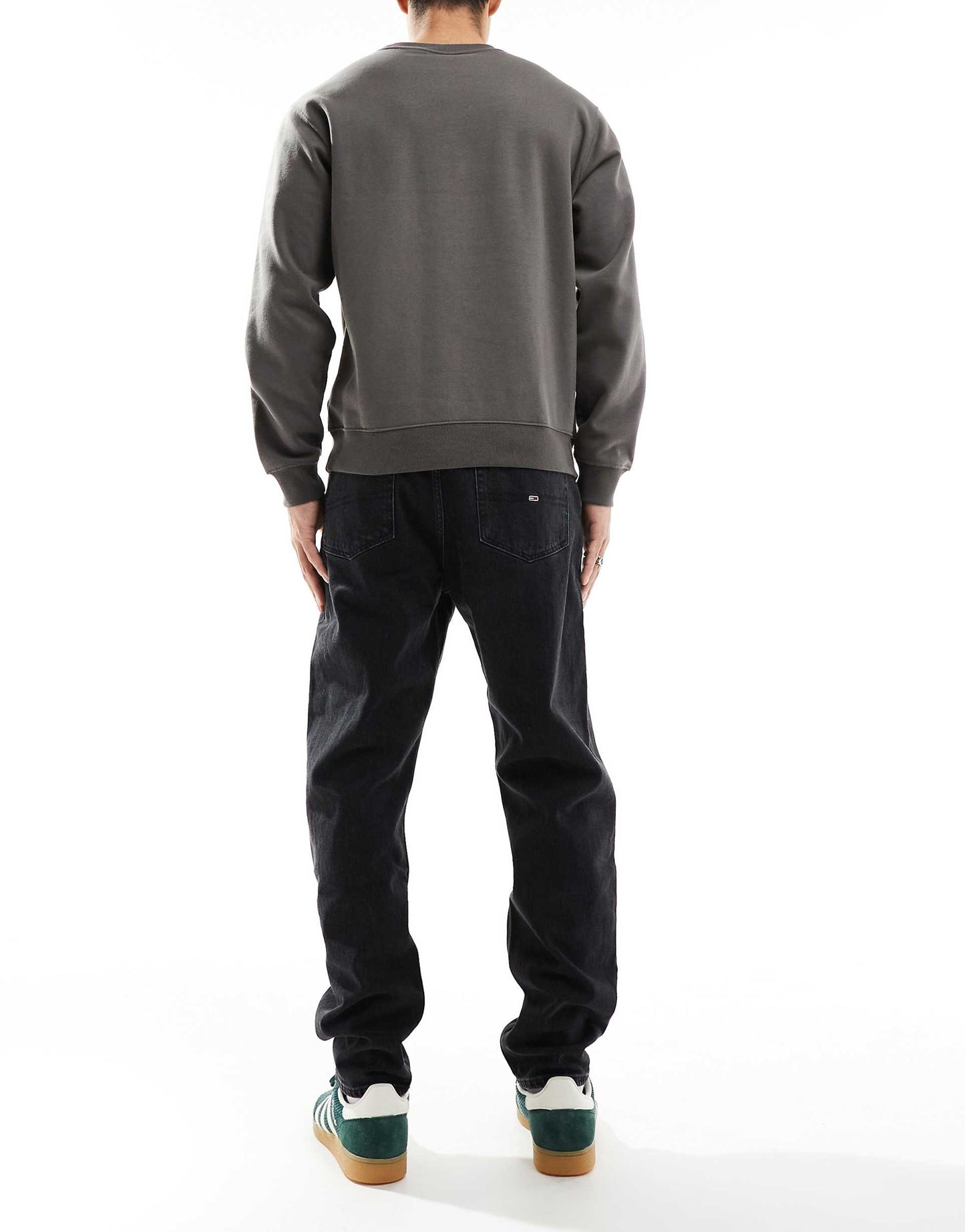 Isaac Relaxed Tapered Jeans