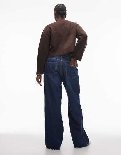 Curve Raw Hem Straight Jeans