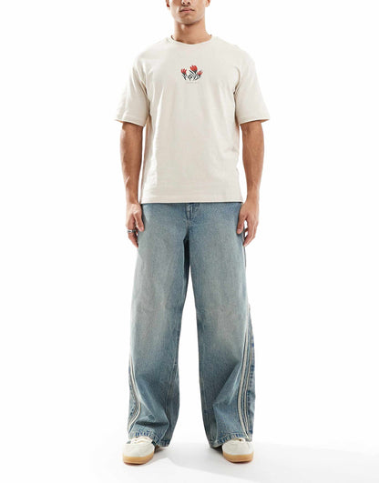 Super Baggy With Sporty Detail