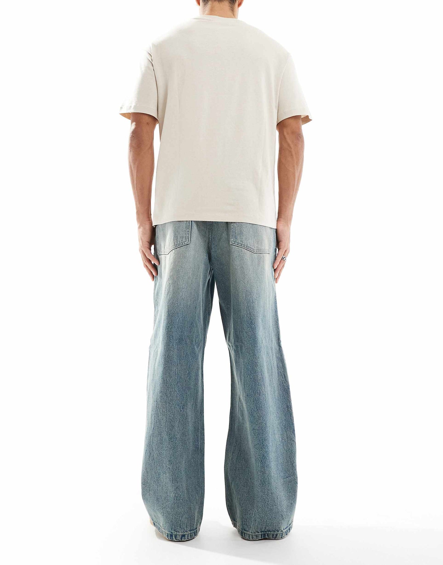 Super Baggy With Sporty Detail