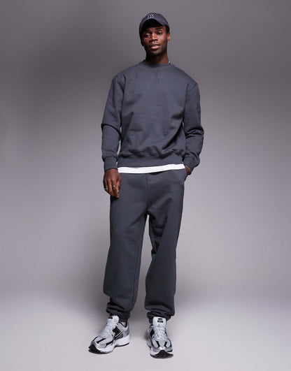 Premium Heavyweight Oversized Sweatshirt