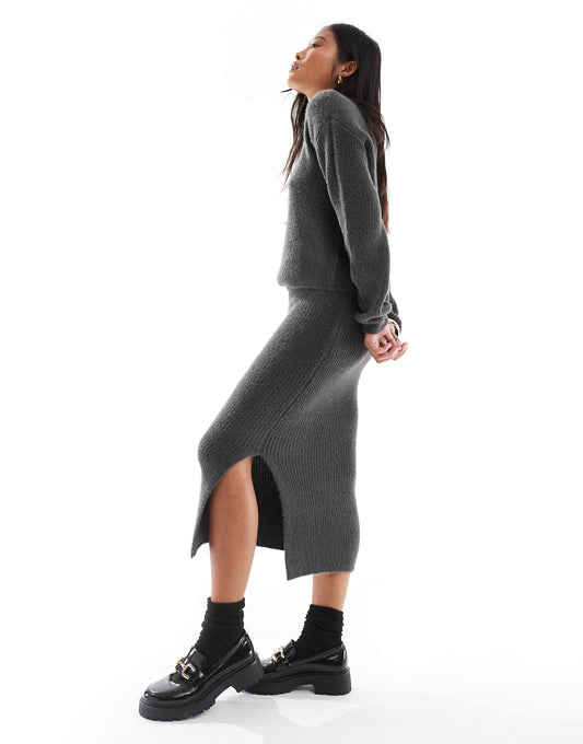 Petite Fluffy Midi Skirt Co-Ord