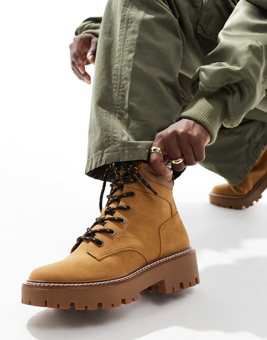 Chunky Flat Boot