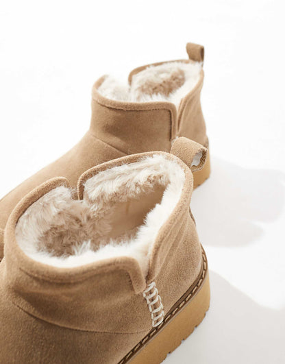 Platform Fluffy Boots