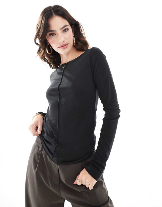 Long Sleeved Top With Seam Detail