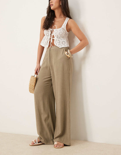 Relaxed Straight Leg Trousers With Linen