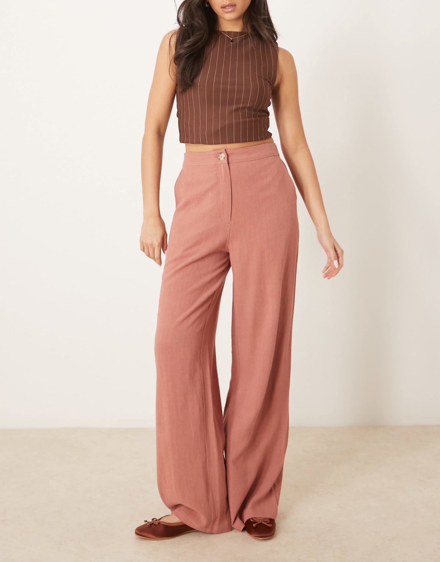 Relaxed Straight Leg Trousers With Linen