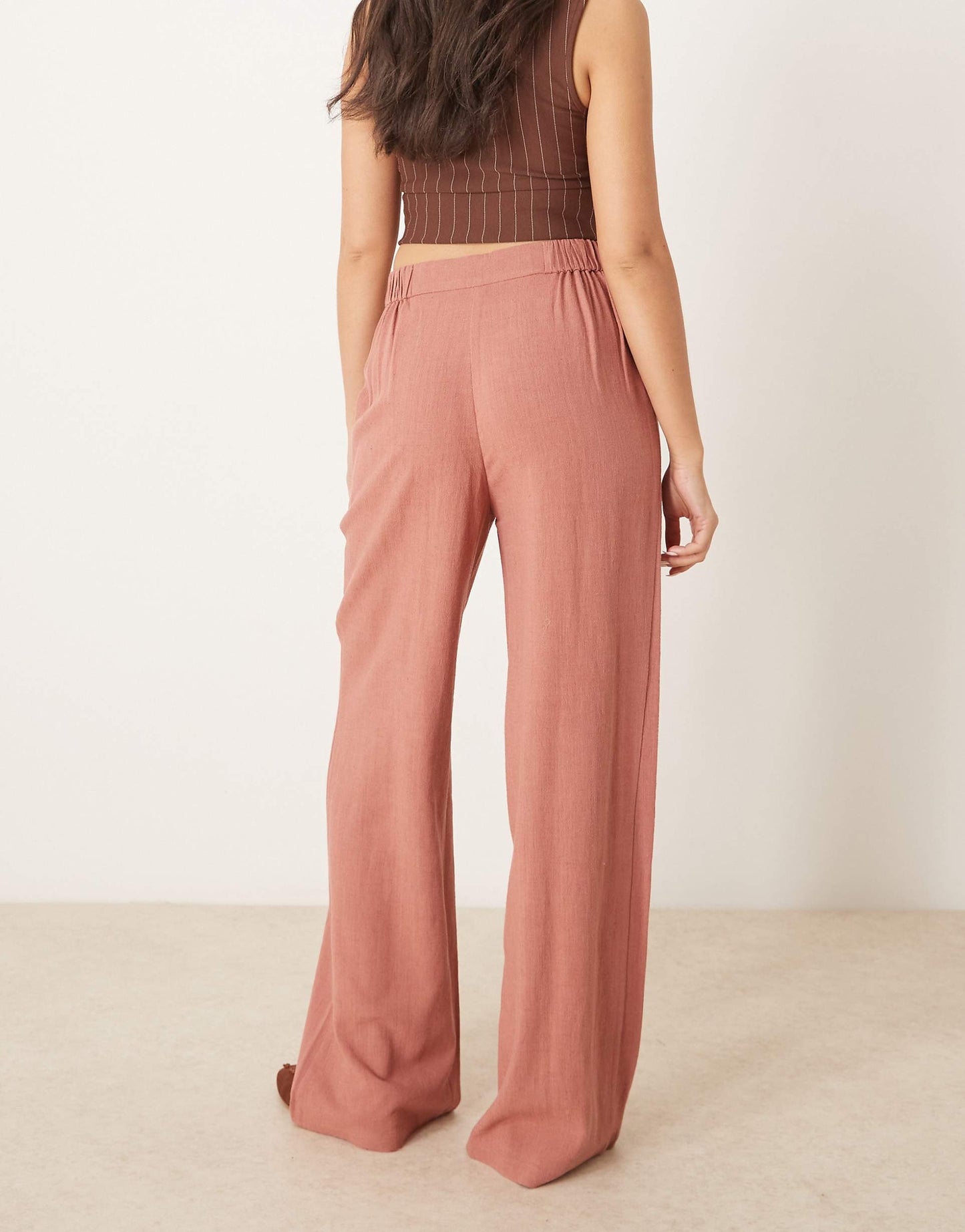 Relaxed Straight Leg Trousers With Linen