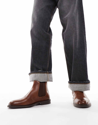 Chelsea Boots