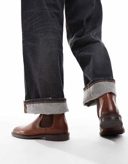 Chelsea Boots