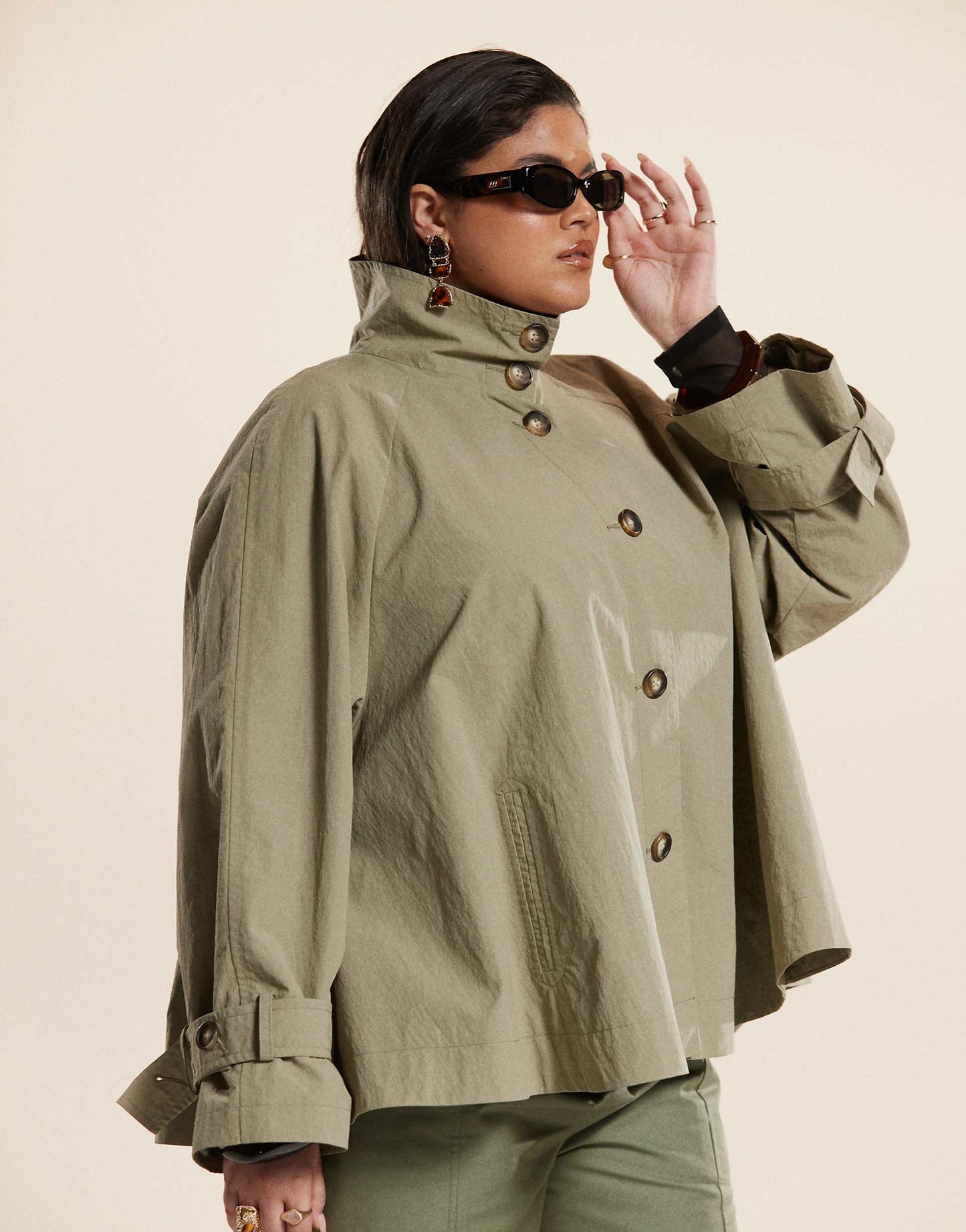 Curve Funnel Neck Cape Back Trench