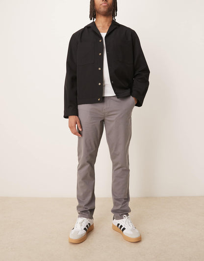Slim Chinos