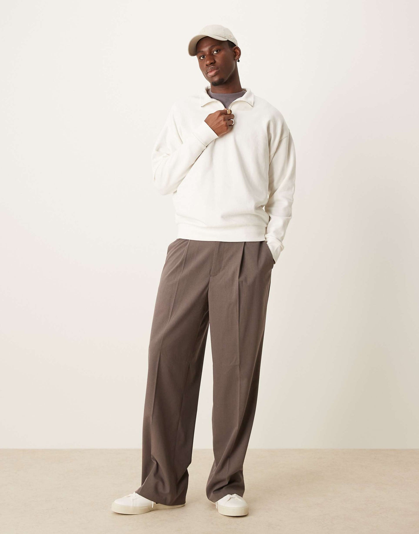 1/4 Zip Funnel Neck