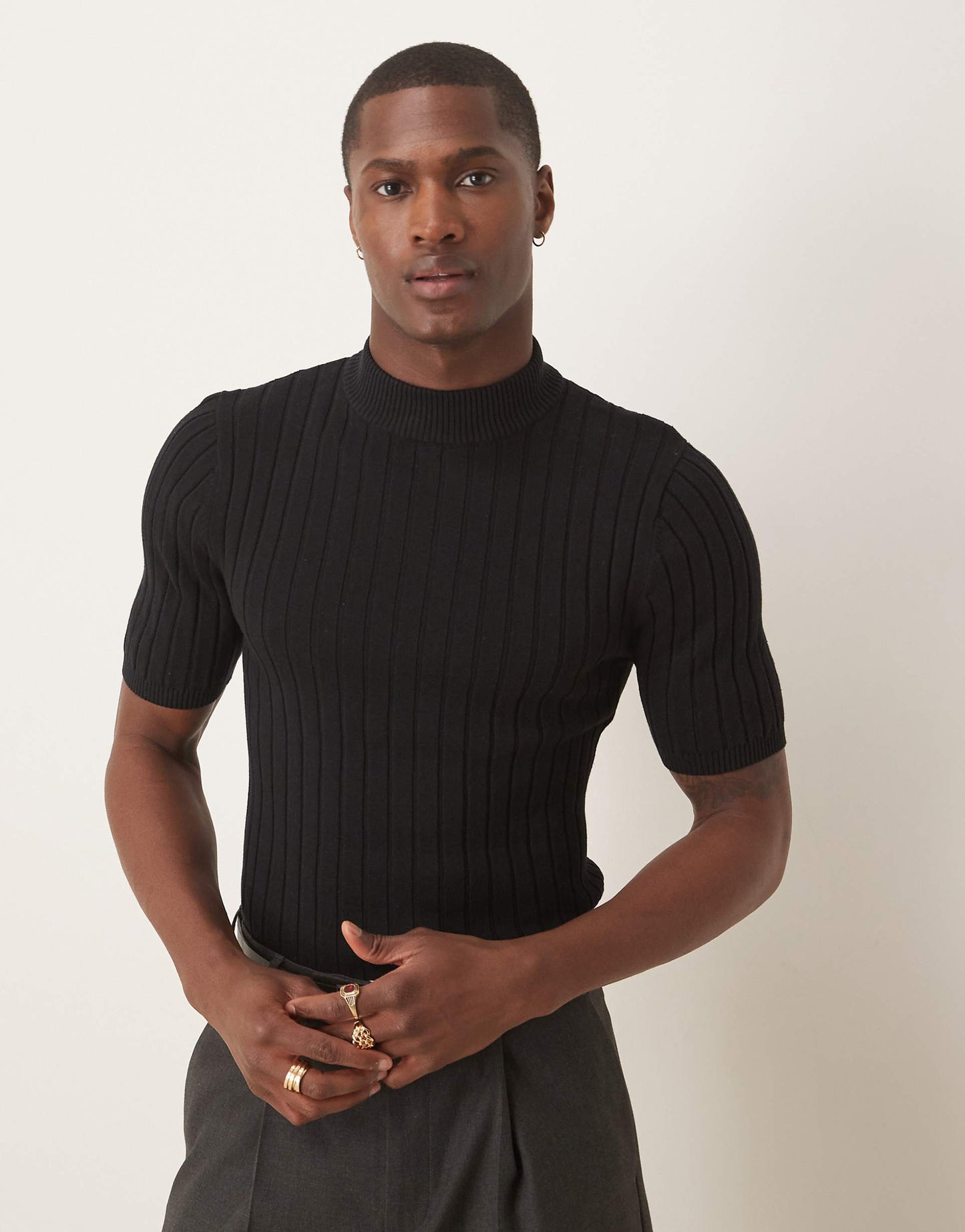 Muscle Fit Knitted Rib Turtle Neck T-Shirt
