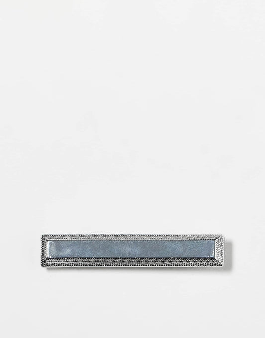 Tie Bar With Edge Detail