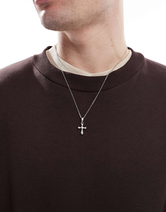 Necklace With Cross Pendant