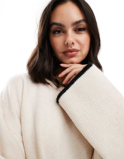 Boxy Crew Neck Jumper With Cream Tipping Detail