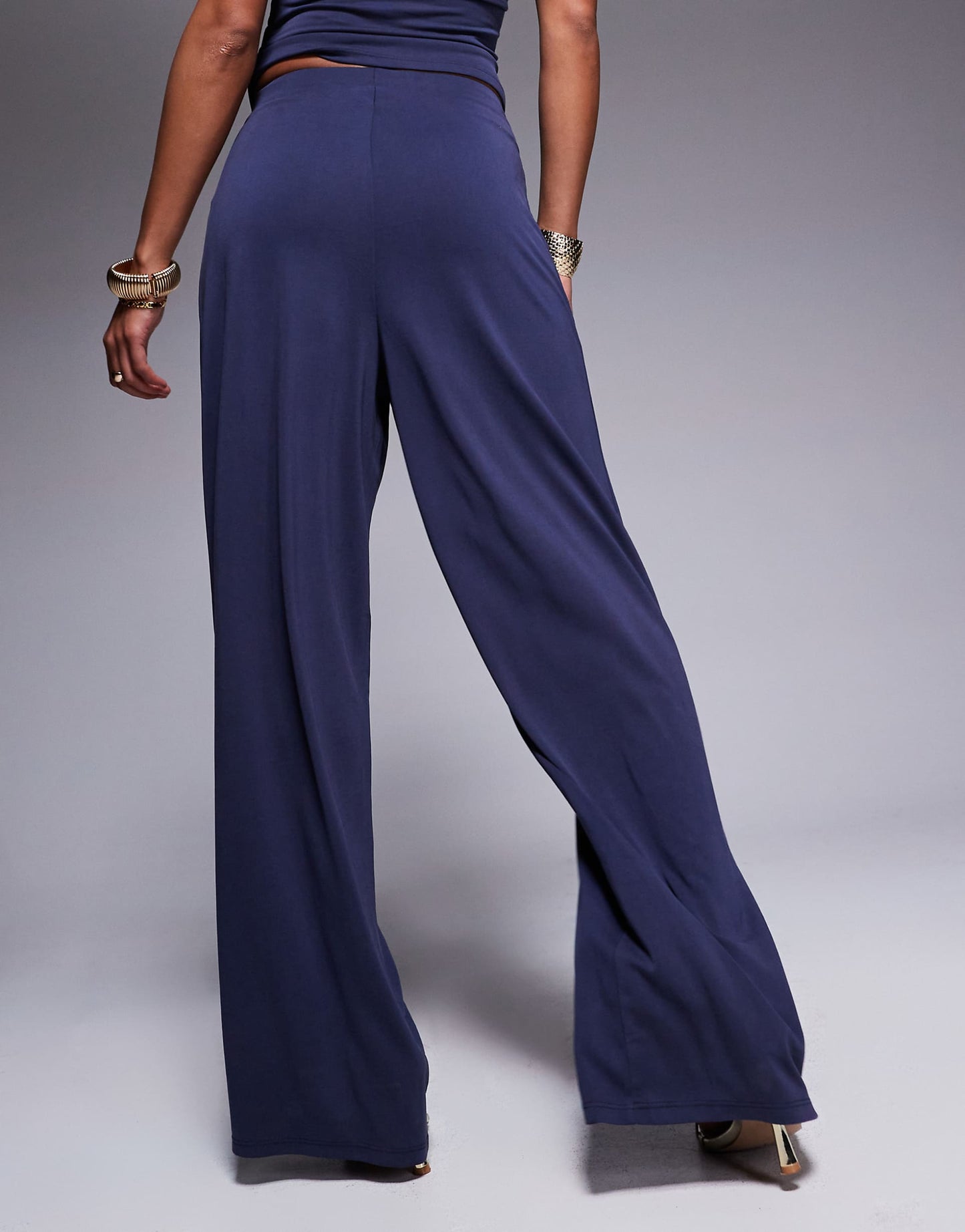 Co-Ord Soft Handle Pleated Wide Leg Trousers