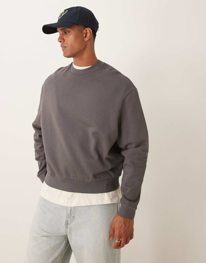 Essential Boxy Oversized Sweatshirt