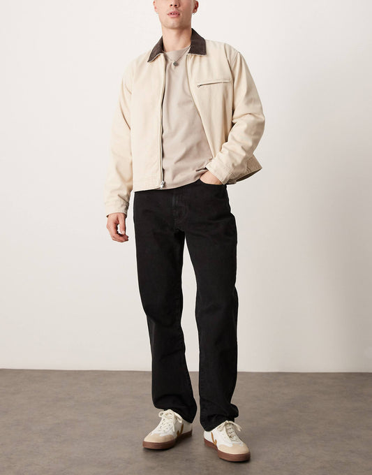 Lightweight Loose Fit Jeans