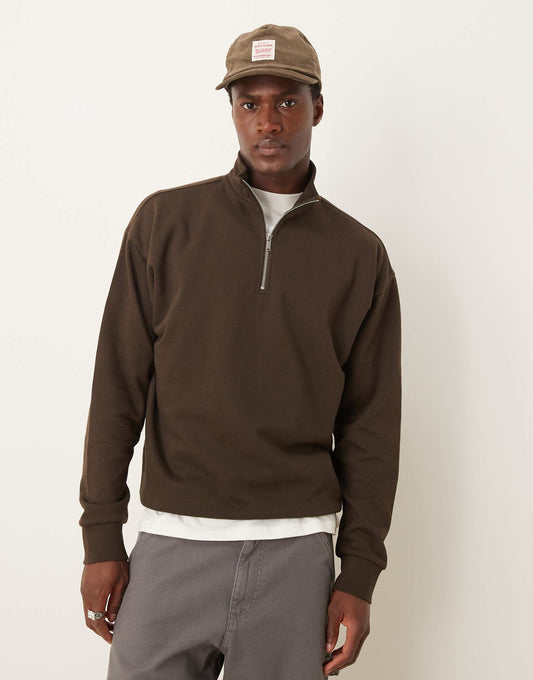 1/4 Zip Funnel Neck