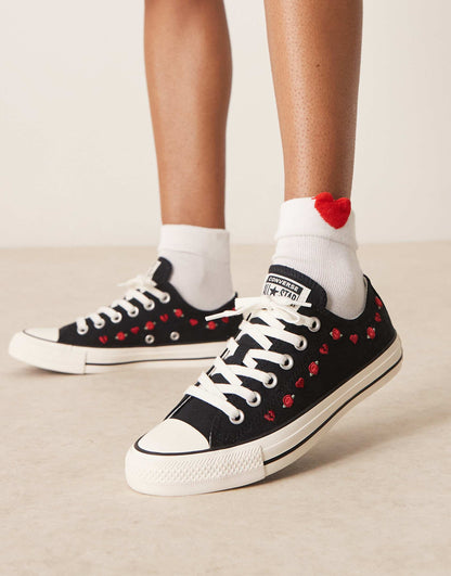 Hearts Chuck Taylor Ox Trainers