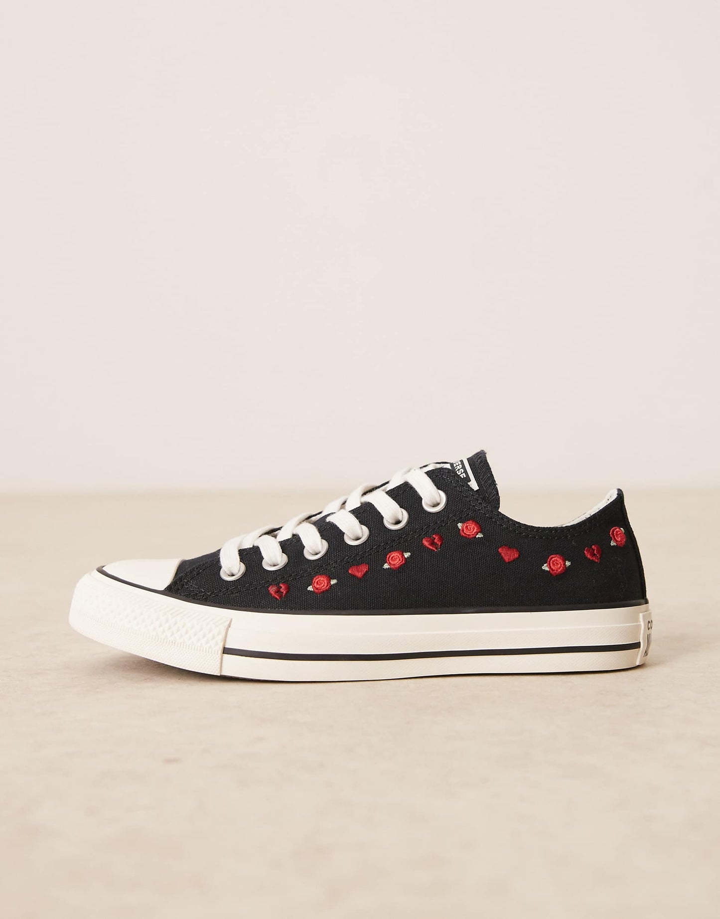Hearts Chuck Taylor Ox Trainers
