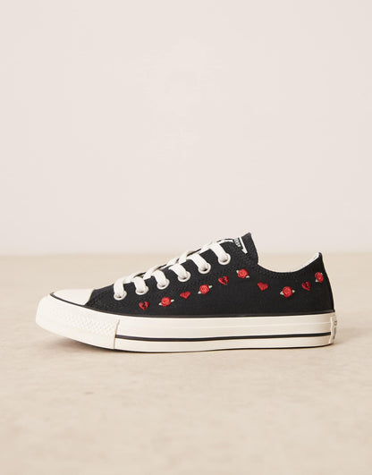 Hearts Chuck Taylor Ox Trainers